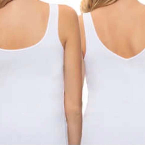 FELINA Ladies' Reversible Tank, 4-pack Size M 8/10 NIB - Picture 4 of 4